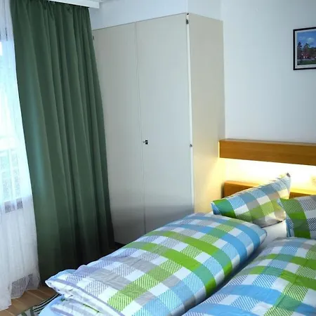 With 2 Bedrooms * Менценшванд